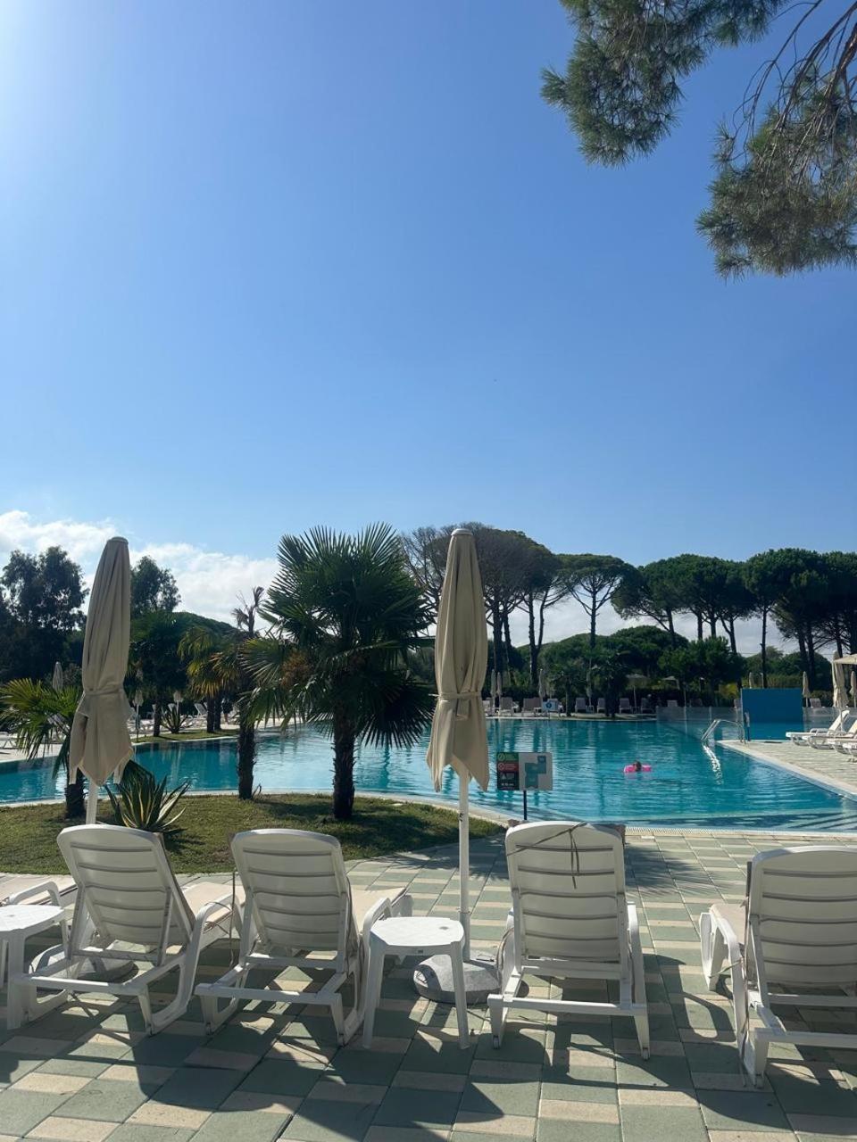 Your Perfect Seaside Apartament Durrës